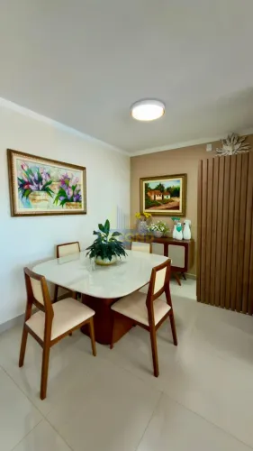 APARTAMENTO Á VENDA EM ÓTIMA LOCALIZAÇÃO