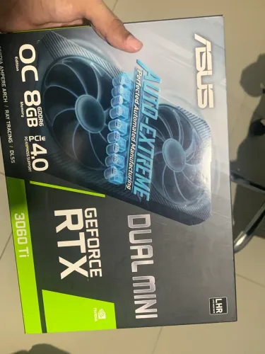 Troco RTX 3060Ti + monitor 60hz básico por monitor 144hz e uma placa de vídeo inferior