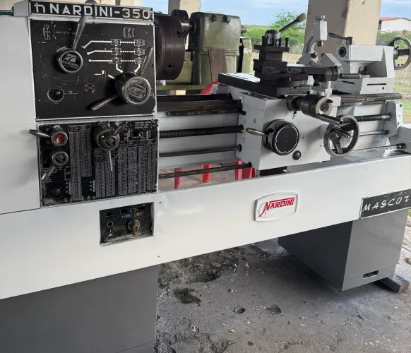 Torno Nardini-350 MASCOTE. 