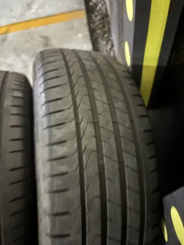 3 Pneus Pirelli Scorpion 205/60 R16 - Meia Vida - R$ 500 (os 3)