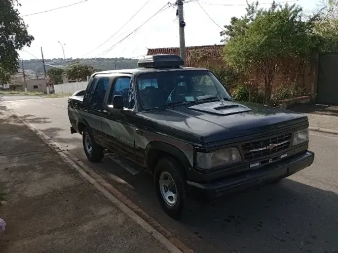 Chevrolet D-20 S 3.9/4.0 Turbo Diesel 1988