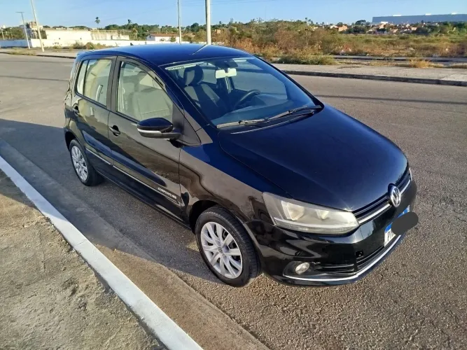 Volkswagen Fox Comfortline 1.6 Flex 8V 5P 2015