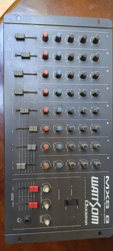 Mesa de som