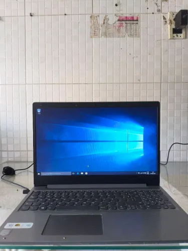 Notebook Lenovo 8 geração i3 4gb de ram ssd128