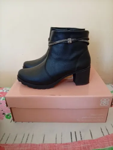Bota cano curto