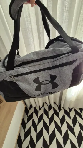Bolsa under armour para viagem ou academia