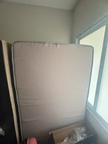 Cama box baú solteiro com colchão Ortobom (NOVÍSSIMA)