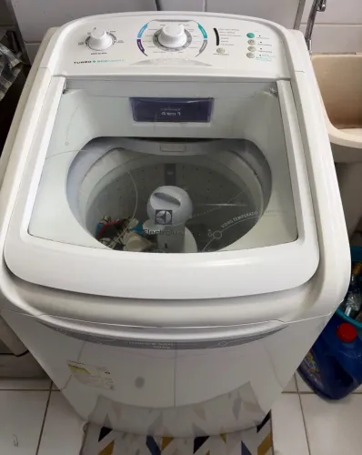 Máquina de lavar eletrolux 10 kg 220 v usada somente  retirada 10 kg 