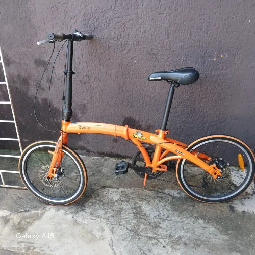 Vendo essa bicicleta dobrável aros 20 aerio e com freios adiscos