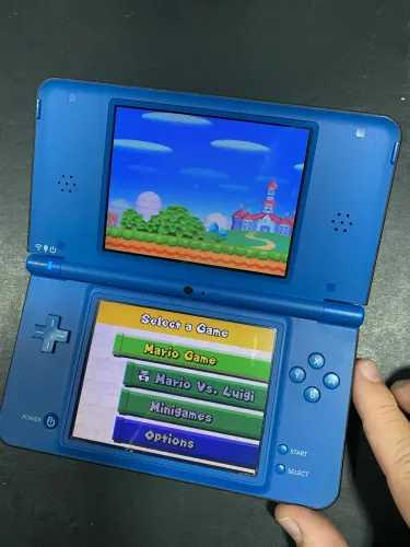 Nintendo DSi XL leia o anúncio 