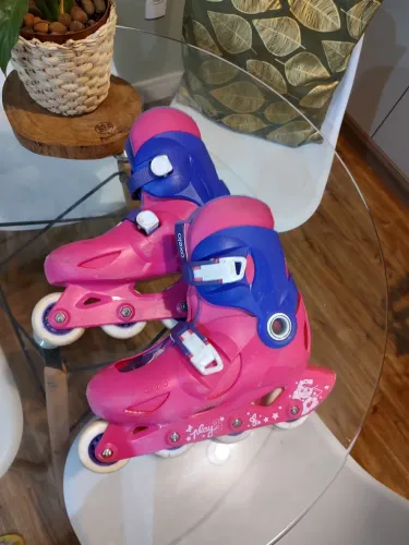 Roller Infantil Oxelo 60,00 tamanho ajustável do 32 ao 34.