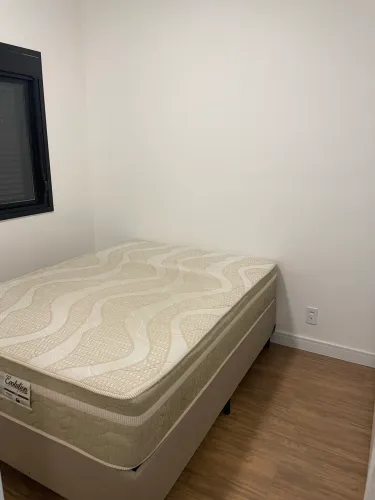 Cama Box Casal com colchão molas ensacadas 32 cm expessura