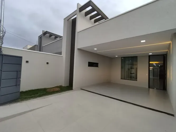 Casa Com 3 Suítes, Piscina Energia Solar Pronta pra Morar no Jd Atlântico.