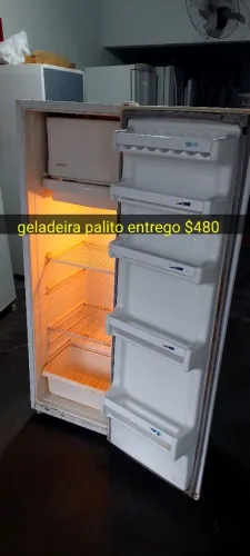 Geladeira pequena cônsul entregamos