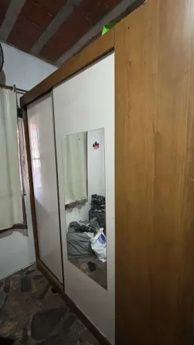 Vendo guarda roupa, pra sair logo