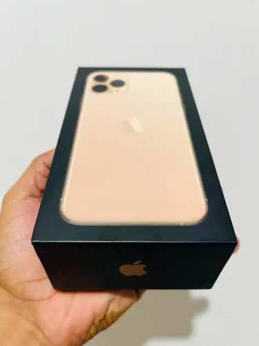 iPhone 11 PRO ORIGINAL IMPECÁVEL VENDER RÁPIDO ?