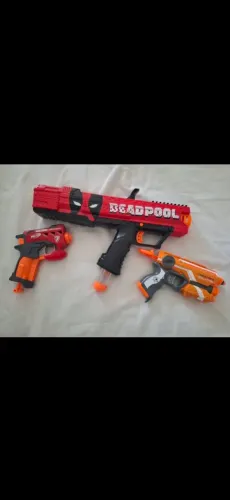 Nerf Rival Edição Limitada Deadpool, mais 2 nerfs grátis