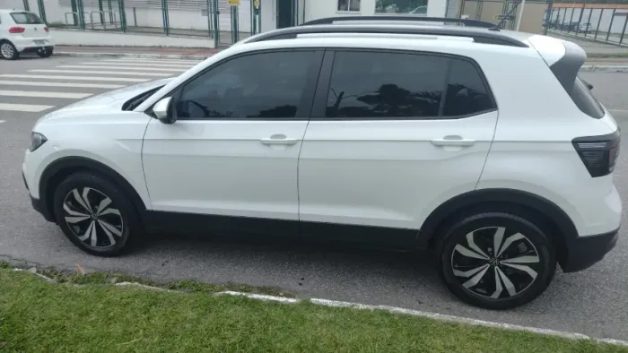 Volkswagen T-Cross 1.0 TSI Flex 12V 5P Aut. 2024