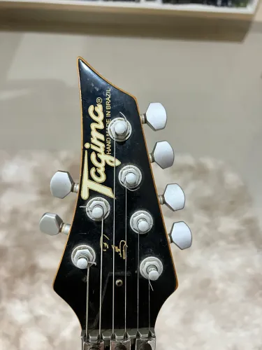 Guitarra Tagima T6