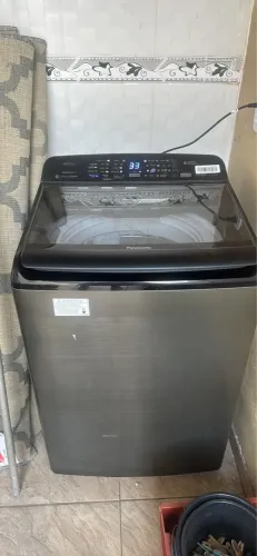 Vende-se máquina de lavar 18kg Panasonic 