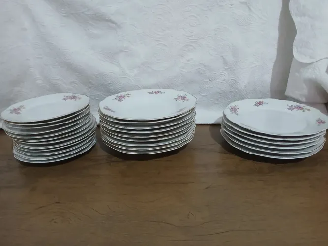 Porcelana Maua anos 60/70 , ler a descrição !!
