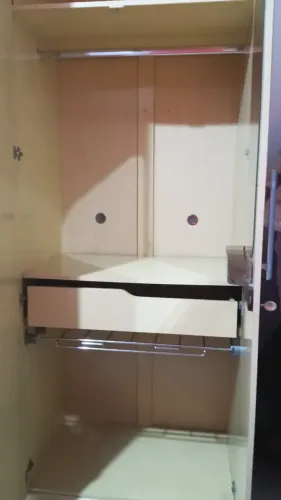 Guarda - roupa 