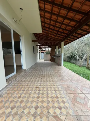 VENDO LINDO IMÓVEL NO CONDOMINIO FAZENDA DA ILHA EMBU GUAÇU  ( CL0055 )
