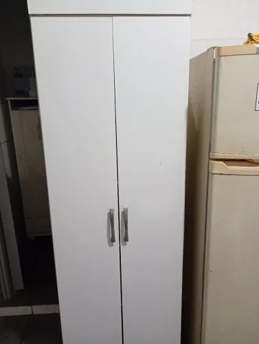 Armário multiuso 2 portas