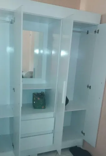Guarda Roupa Solteiro C/espelho Isabely 4 Portas Branco