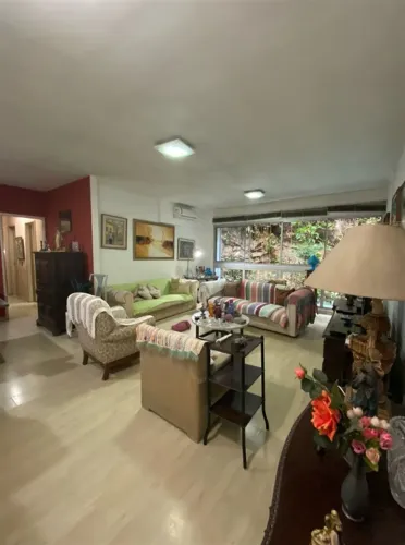 LINDO APARTAMENTO NA LAGOA
