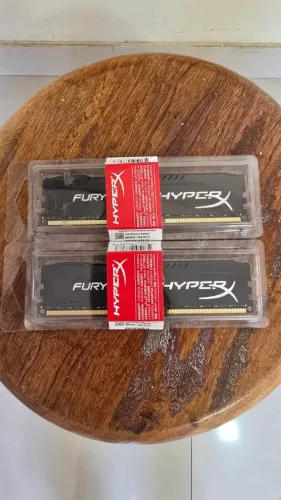 Memorias DDR3 1866 MHz Fury HyperX 16GB - Nova Lacrada