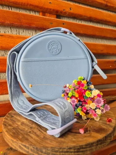 Bolsa estilosa da moleca
