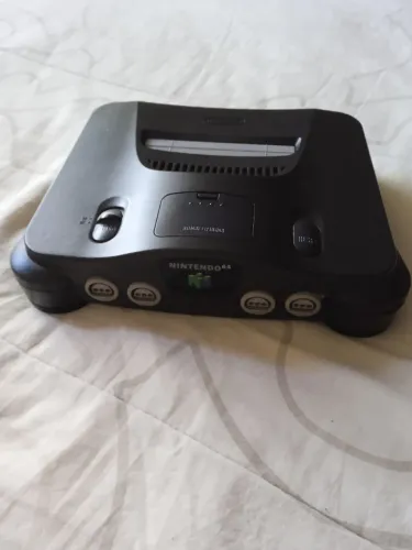 Nintendo 64 americano somente o console funcionando veja leia