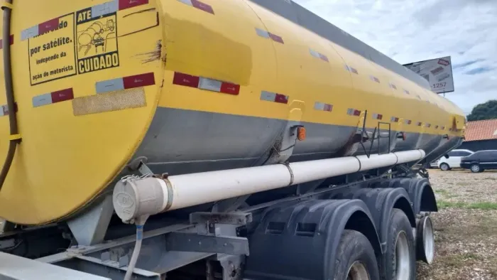 carreta tanque 30000l compartimentada