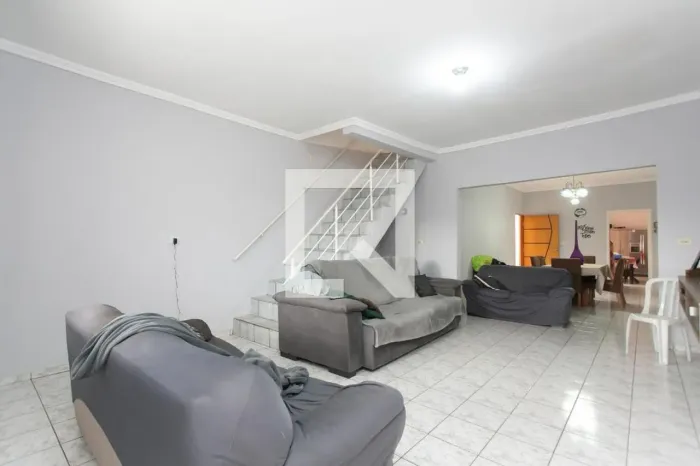 Casa à Venda - Vila Jacuí, 5 Quartos, 170 m2
