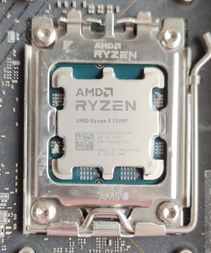Ryzen 5 7500f