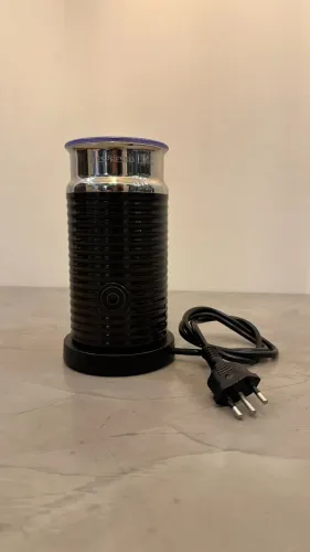 Espumador de Leite Nespresso Aeroccino 3 Preto - 220V