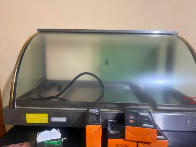 Vendo estufa de salgados.