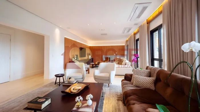 Venda Condomínio Corrégio Moema | 313m², 4 suítes e 6 vagas | Porteira fechada, alto padrã