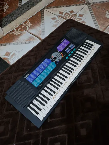 Teclado yamaha