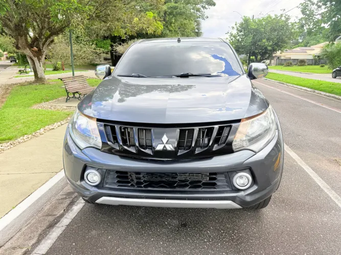 Mitsubishi L200 Triton Sport HPE 2.4 CD Diesel Aut. 2019