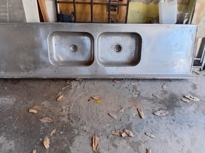 Vendo Balcão de inox 2,20m x 0,57cm