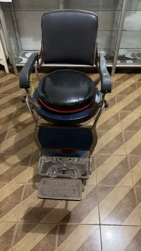 Cadeira Ferrante Barbearia (antiga)
