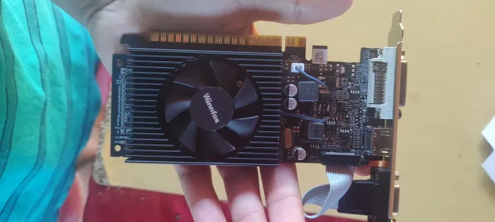 Vende-se GT 210