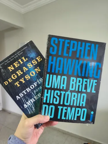 kit 2 livros novos: astrofísica para apressados e uma breve história do tempo