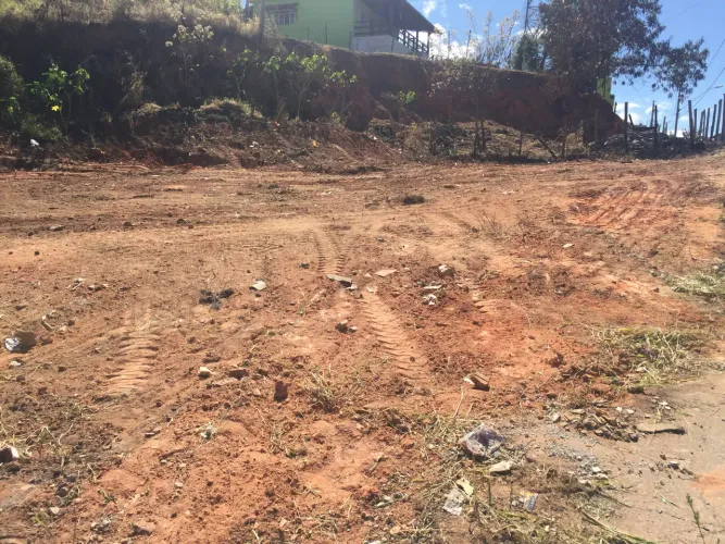 Oportunidade para Construtores e Investidores | Lote de Esquina 378m² | Sevilha B