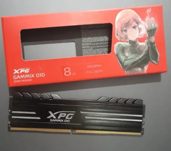 MEMÓRIA RAM XPG GAMMIX D10 8GB DDR4 3200MHz