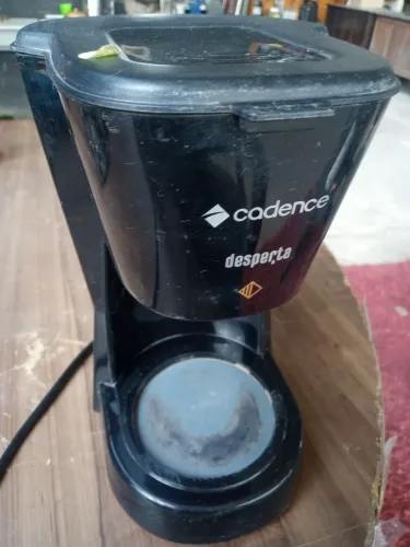 Cafeteira Cadence
