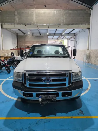 Ford F-4000 4x4