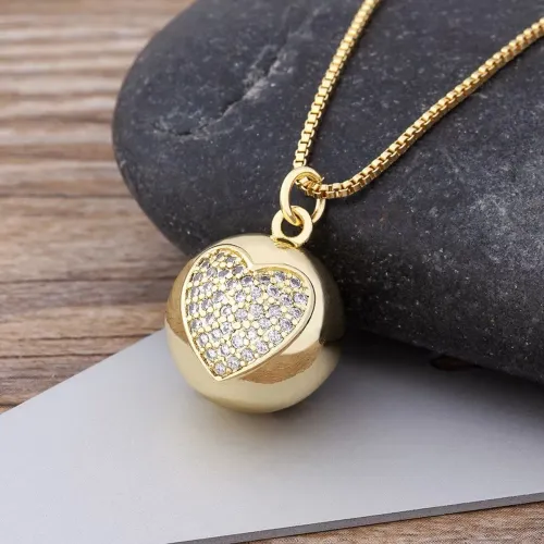 Coração De Zircônia e Estrelas Vazadas - Banhado à Ouro 18k